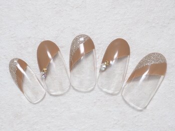 シックネイル(CHIC nail)/ななめフレンチ