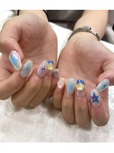 ハニービー(Honey Bee)/星ネイル