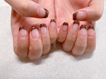 モアナ(Moana)/ブラウンラメフレンチ