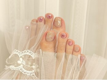 ナチュラルコットン(Natural - cotton)の写真/《オフ無しクーポンがお得♪》素足の季節にフットネイルで気分もUP！完全個室でゆったりくつろげます＊