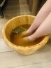『足の疲れ』オールハンド足裏ケア40分＋特製漢方足湯　5500円　