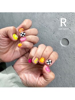 アール(R)/