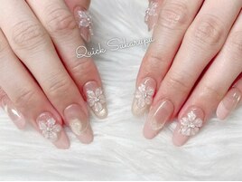 ホワイトフラワーネイル