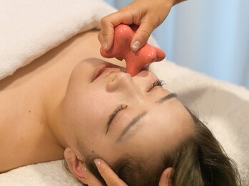 エデルビューティー(ederux beauty)/特殊な機器で立体美小顔に◎