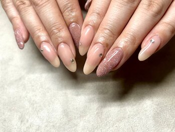 ネイルアンドアイラッシュ シヴァ(Siva)/