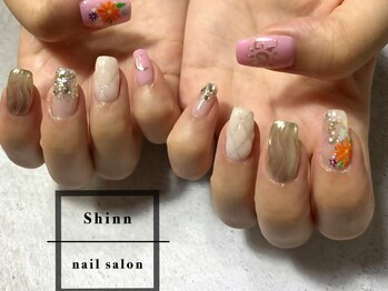 シン(Shinn)/ラプンツェル♪ネイル