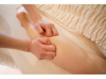 エンボディメントラボラトリー エイトレターズ(Embodiment Lab. 8 LETTERS)/アロマリンパトリートメント6