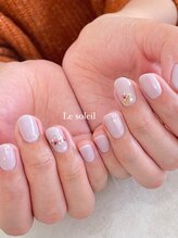 ル ソレイユ(Le soleil)/押し花ネイル　by mikiko