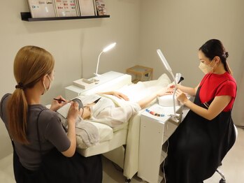 グラードプラス(Grado plus)/まつ毛パーマ+ワンカラorラメ