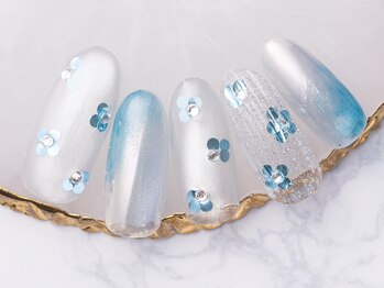 モンスリール 麻布十番(Mon Sourire)/トレンド◆ブルーのホロフラワー