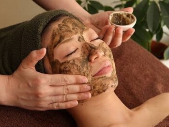 ベルビー エルエル岡崎店の写真/≪特別な日の美肌ケア♪≫35年の実績と豊富な知識で「ベルビーエルエル」はあなたの"特別"をお手伝い!