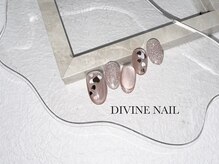 ディバイン ネイルズ(DIVINE NAILS)/ ジェルアートやり放題