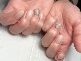 ワンポイントニュアンスネイル