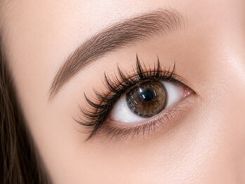 ビューティーサロン ココ 岡崎店(Beauty salon COCO)の写真/在庫限り★新感覚【羽エクステ】導入！マツエクorまつげパーマに組合わせナチュラルに映える抜け感EYEに