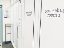 メンズビューティーハウス(Men-s Beauty House)の雰囲気（清潔感のある内装です。半個室のお部屋です！）
