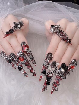 Sakura Nail Salon【長さだし/持ち込み/つけ放題/スカルプ/マグネット】の写真/スカルプ・チップ長さだしもお任せ！短い爪でお悩みの方も、憧れのロングネイルが叶います♪
