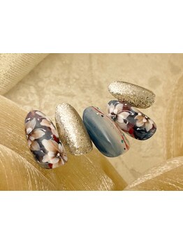 手描きアートが得意なサロン