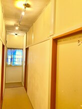 ケンコウサロン クローバー/女性専用フロア♪2階の廊下