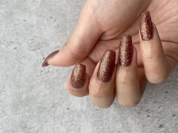 ブラウンラメ　シンプル　