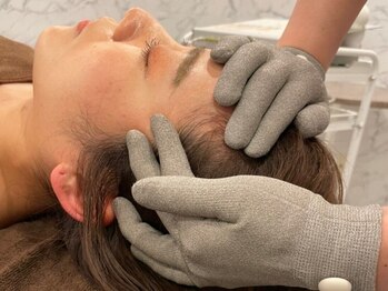 ラナ(Rana)の写真/【リフトアップでフェイスラインすっきり！】気になるところをキュッと引き締め★速攻性＆結果重視の方に◎