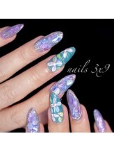 ネイルズサンカケルキュー(NAILS 3×9)