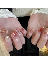 イベル 神戸三宮店(ibelu)/チェックネイル