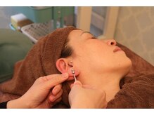 ひのきトータルケアサロンの雰囲気（耳から巡りを整え、心も身体もリフレッシュ♪）