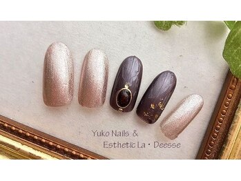 ユウコネイルズアンドエステティック ラ デェス(Yuko Nails & Esthetic La Deesse)/シルバーコース(定額制)¥6500