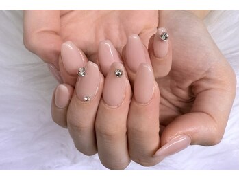 ユーアンドワイ(Yu&Y)/ワンカラーにVカット追加