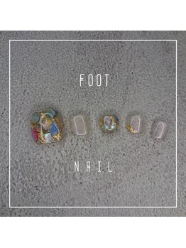 ティディーネスト(Tidynest)/ネイリストおまかせフットネイル