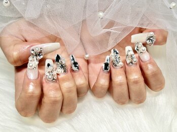 アミィ(AMIe)/ゴージャスネイル