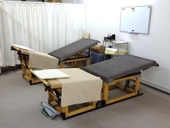 溝の口 カイロプラクティック院/施術室