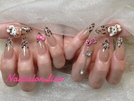 キティーちゃんネイル