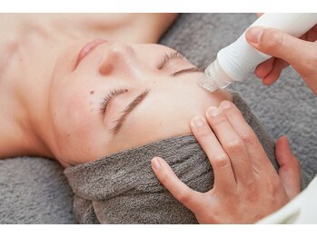 ウィズリリナ 新横浜(with Lilina.)/小顔/痩身/毛穴/新横浜/菊名