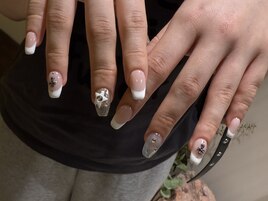 フレンチネイル