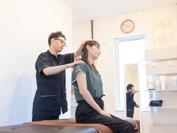 こころ治療院の写真/【夕方になると肩が石のように重い方】その肩こり、肩が原因じゃないかもしれません
