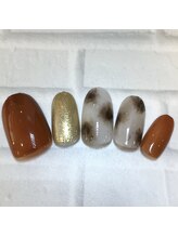 ネイルサロン マリブ(Maribu)/ハンド　アート4本　白べっ甲