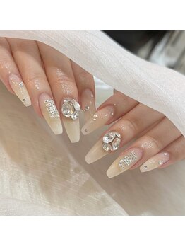 ホワイトベージュ×パーツ