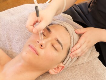 クラン シュプール 表参道店の写真/【月1回のメンズ美容習慣】毛穴開き/黒ずみ/シミシワたるみ改善に!肌質改善で第一印象UP☆一軒家×完全個室