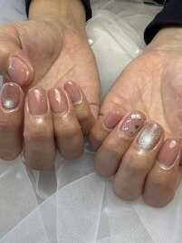 ピンクのうるつやネイル