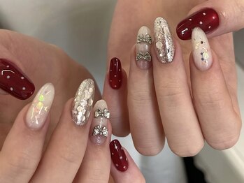 ブルーム(Bloom)の写真/・.+゜冬だけの特別ネイル・.+゜大人可愛い×季節感◎雰囲気を纏う上品ウィンターデザインが人気♪[横浜駅]