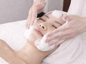 ジ．インペリアル 金山駅店(G.IMPERIAL)/【フォトエステ】2.洗顔