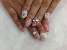 ネイルサロン ビューティーマジック 川口店/3Ｄ　パーツビジューネイル