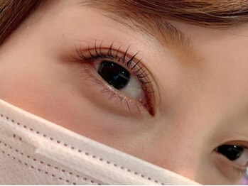 アイアンドコー(EYE&Co.)の写真/【リピーター多数サロン】大人気メニューは次世代まつ毛パーマ♪自まつ毛を活かしてモテカワeyeをゲット♪