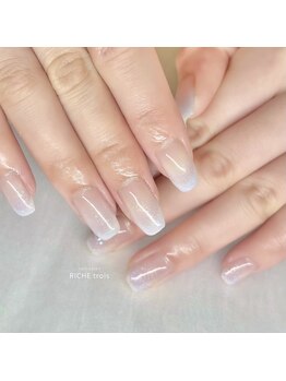 新色ライトブルーグラデーション