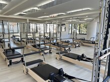 ハチオウジグランピラティス(HACHIOJI GRAND PILATES)/タワーつきリフォーマーは珍しい