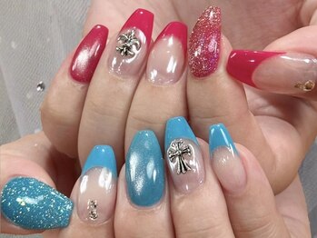 2カラーフレンチネイル担当羽鳥