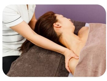 ドルモ(Dormo)の写真/つらい首肩コリを解消する贅沢ケア★オイルとホットストーンで心も身体もぽかぽか…施術後は軽くスッキリ♪