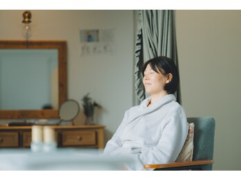 トリコテ ル ブラン(tricoter le blanc)の写真/自然が広がる空間で、ここでしかない“私を想う“特別な時間を。自然の中で、軽やかに重ねる体づくりを。