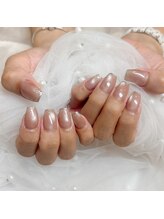 シンプルネイル・キラキラネイル・ニュアンスネイルどんなデザインもお任せください♪